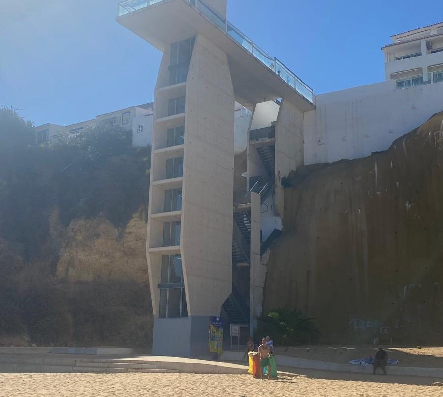 Praia do Peneco-阿尔布赞拉必去景点