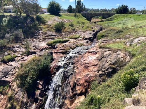 Newtown Falls-比奇沃思必去景点