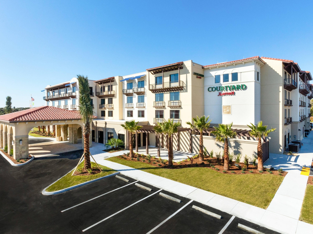 Courtyard by Marriott St. Augustine Beach主图