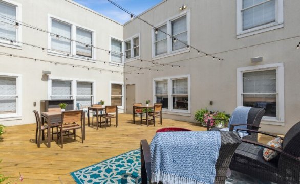 西方前线酒店-浴室