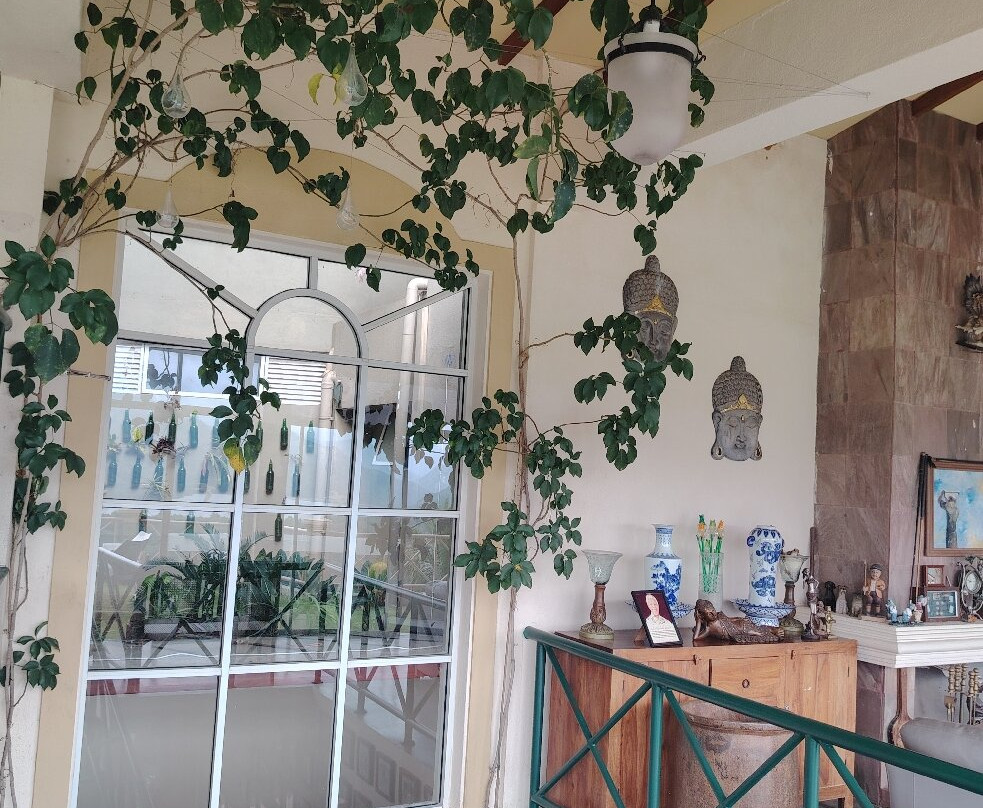 The Albatross, Kandy主图