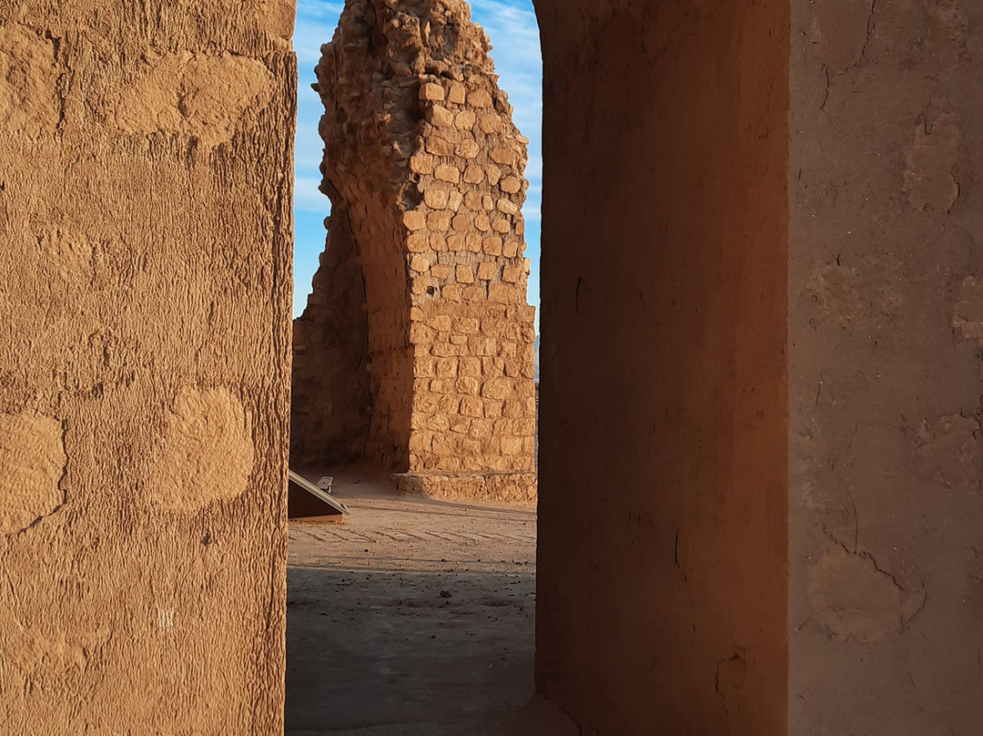 Sarvestan Palace景点图片