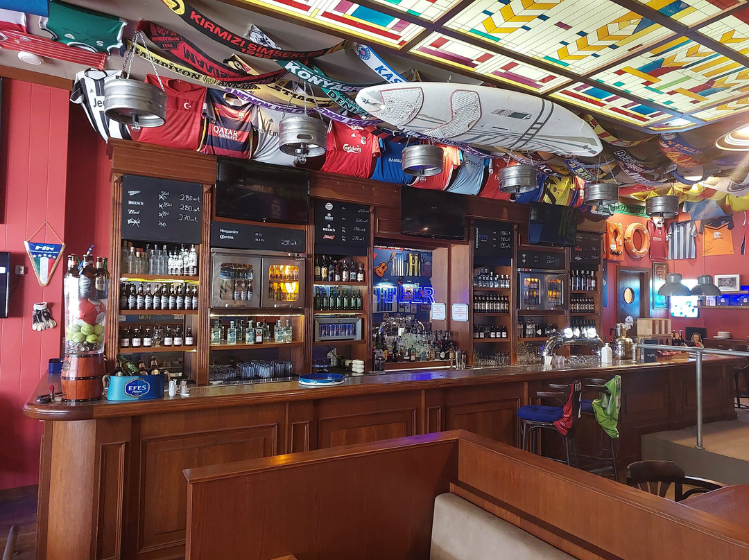 The Pub & Sports Bar