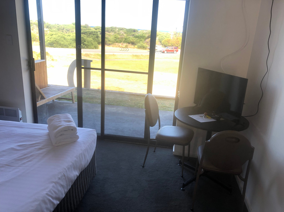 Surfside Hotel Motel主图