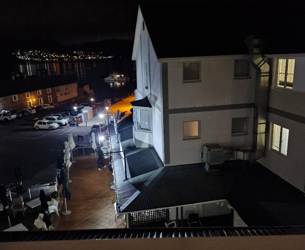 Simonstown Quayside Hotel主图