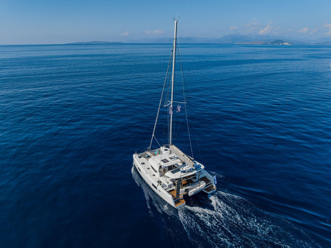 Catamaran Escapes-莱夫卡扎必去景点