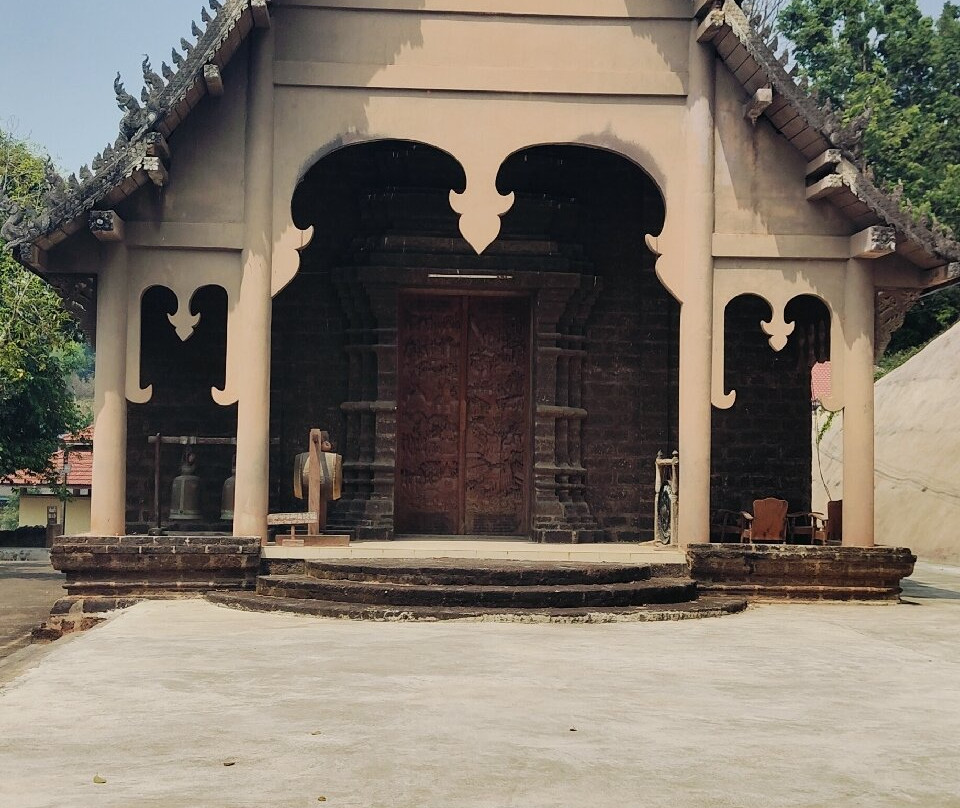 Wat Phra That Pu Khao-维昂必去景点