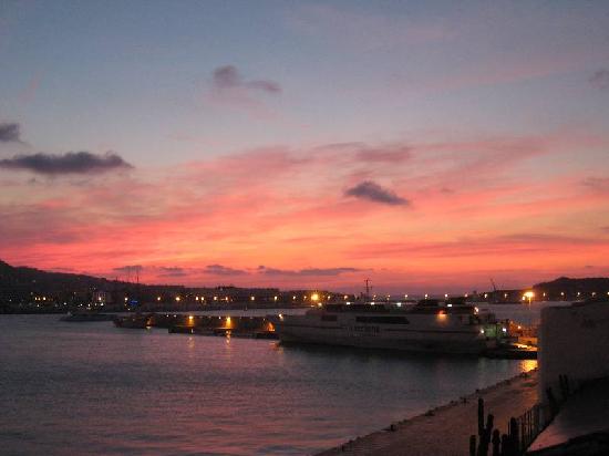 Ryans La Marina-浴室