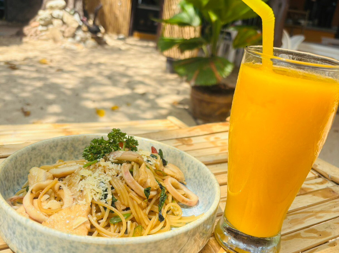 Rock Mountain Restaurant And Beach Bar