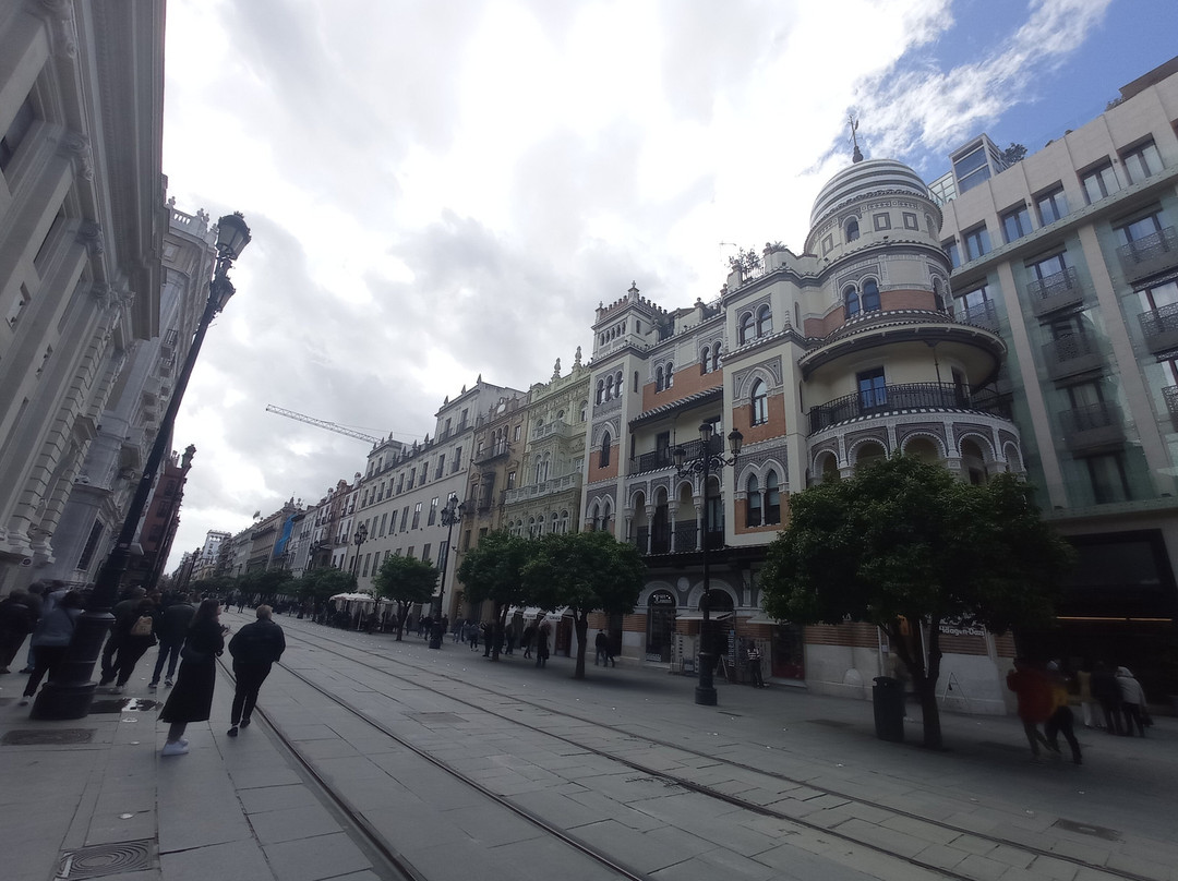 Edificio La Adriatica-塞维利亚必去景点