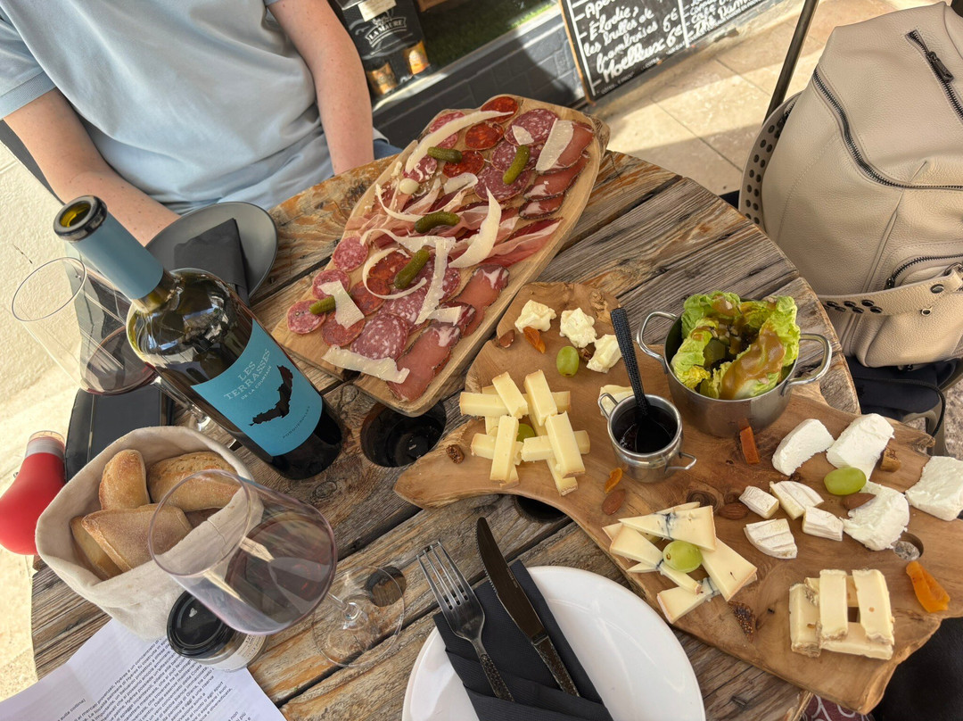 Cheeses & Cheers
