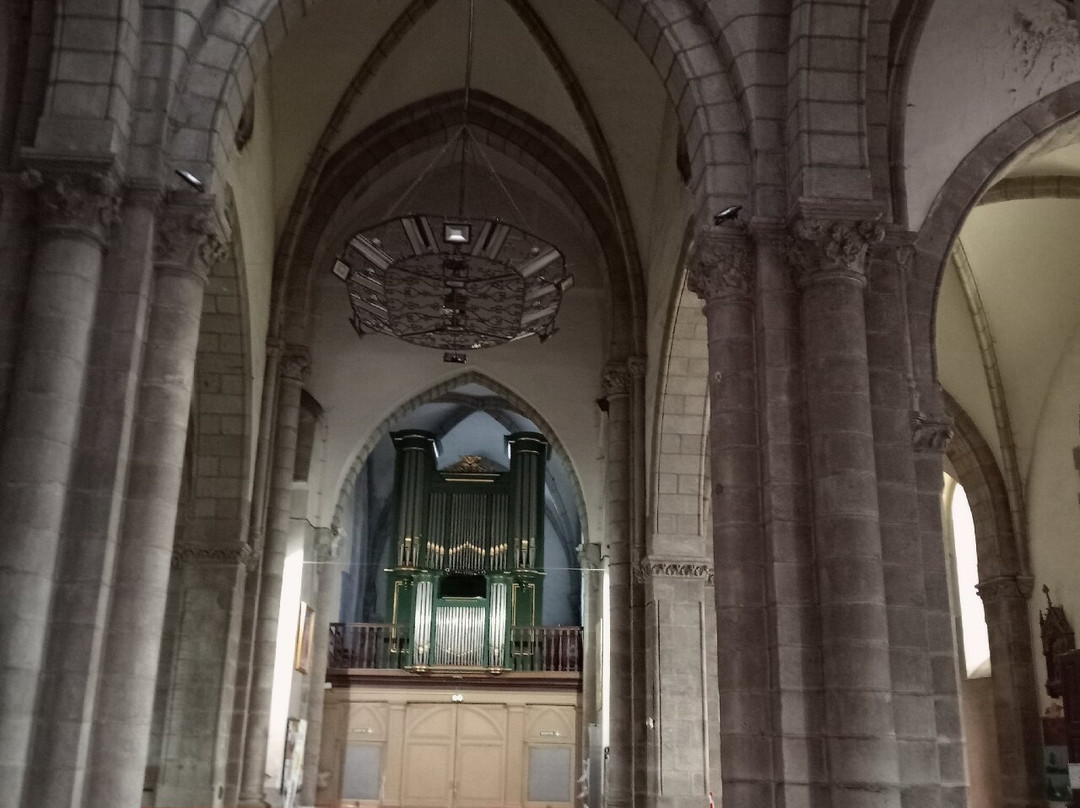 Eglise Saint-Pierre et Saint-Paul景点图片