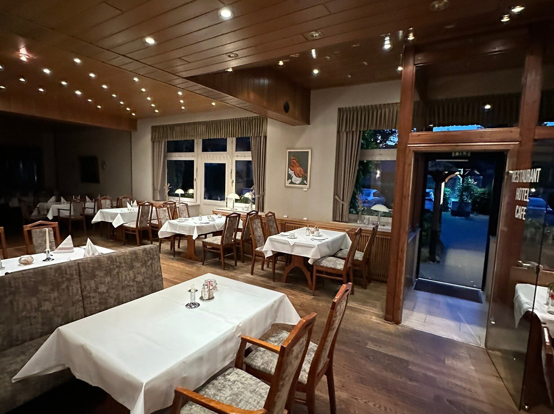Hotel Und Restaurant