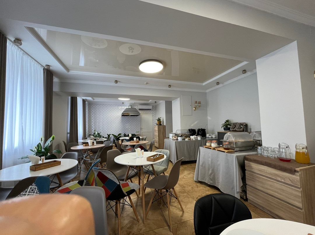 Business Hotel Neftyanik主图