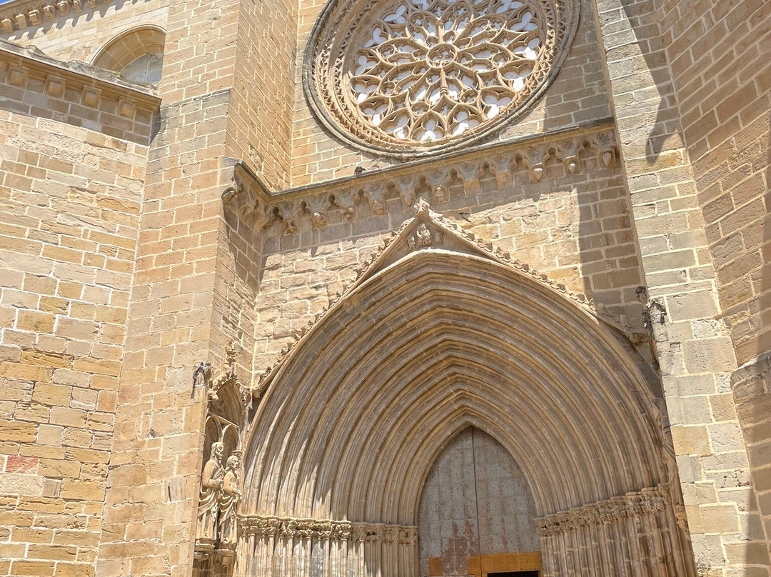 特雷沃尔酒店主图