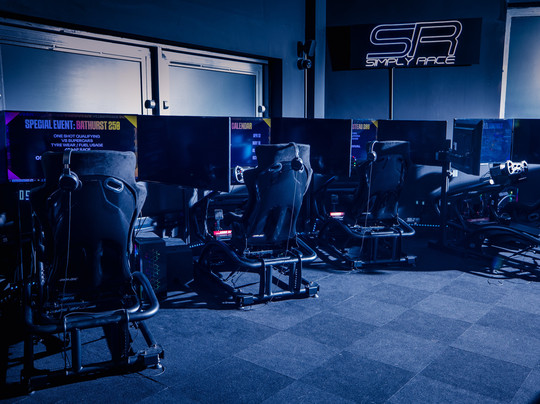 Simply Race-米尔顿凯恩斯必去景点