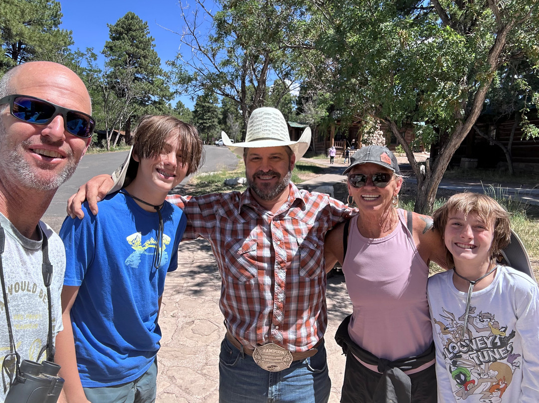 Canyon Trail Rides-大峡谷国家公园必去景点