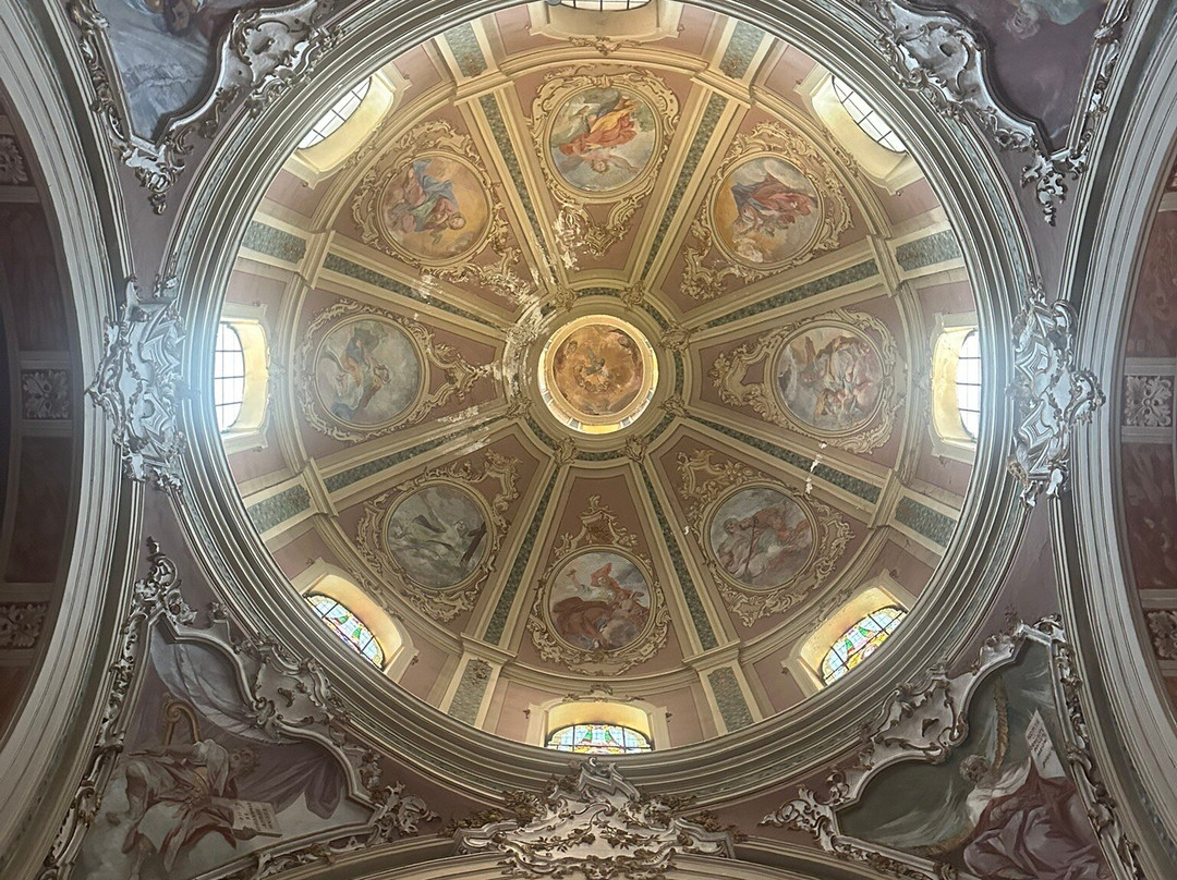 Chiesa Parrocchiale di San Vincenzo-Calcinato必去景点