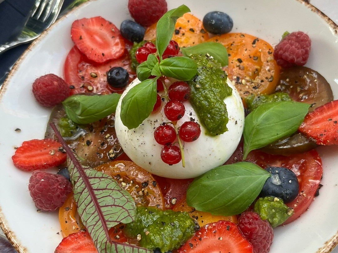 Frieda Restaurant & Bar