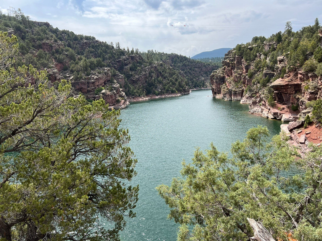 Flaming Gorge - Uintas National Scenic Byway-Rock Springs必去景点