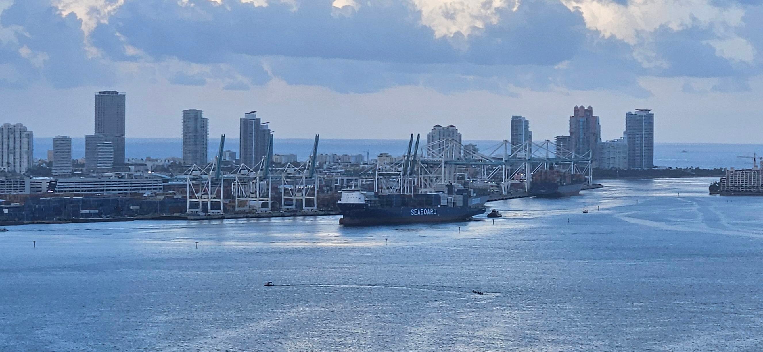 迈阿密康拉德酒店-浴室