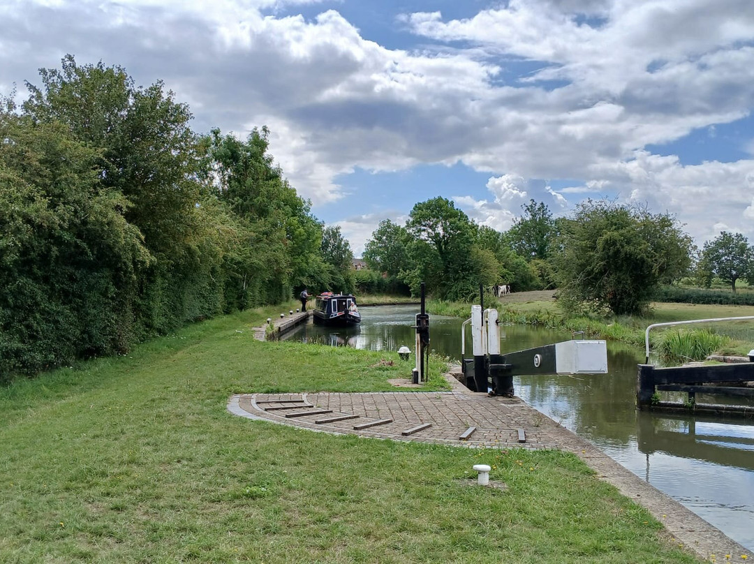 Dragonfly Canal Cruises-Foxton必去景点