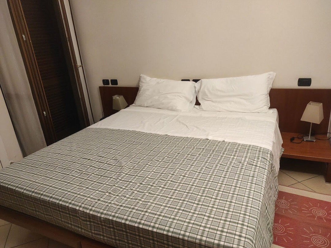 Giussano酒店住宿-Albergo Sole