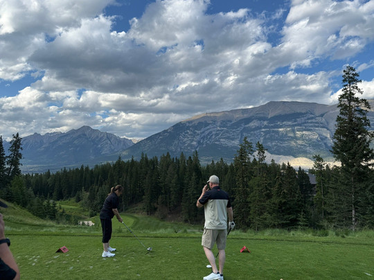 Stewart Creek Golf & Country Club-坎莫尔必去景点