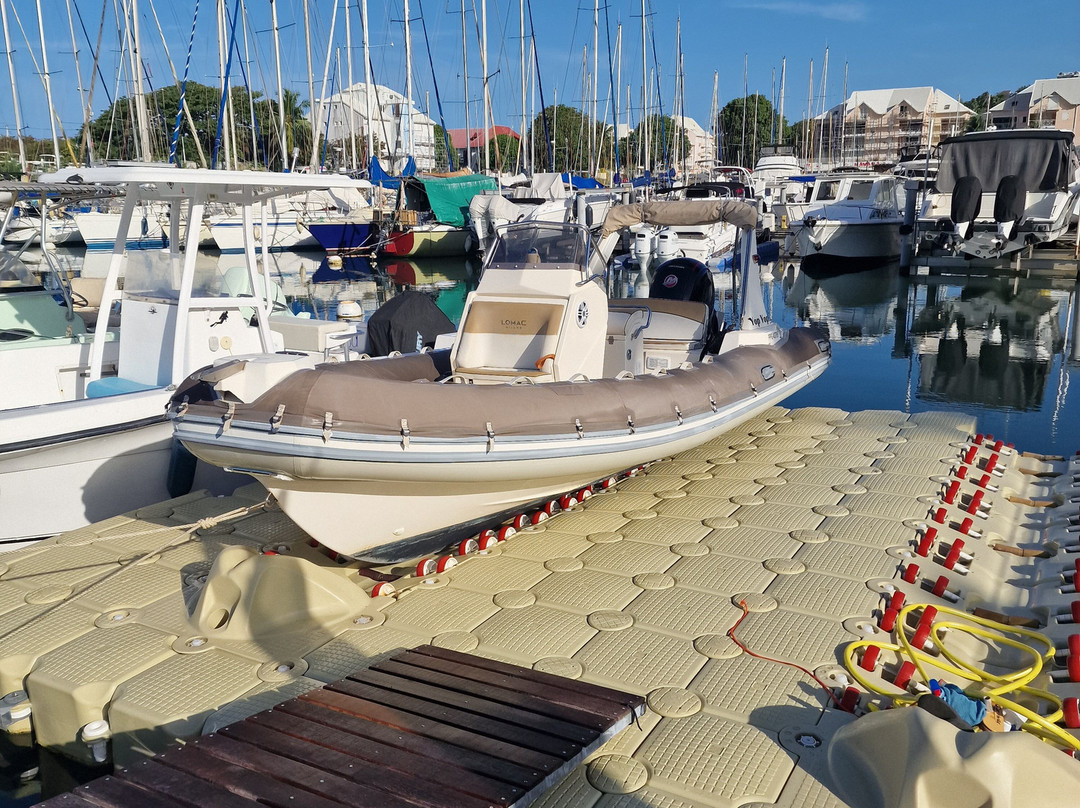 Blue Boat Rental-Gourbeyre必去景点