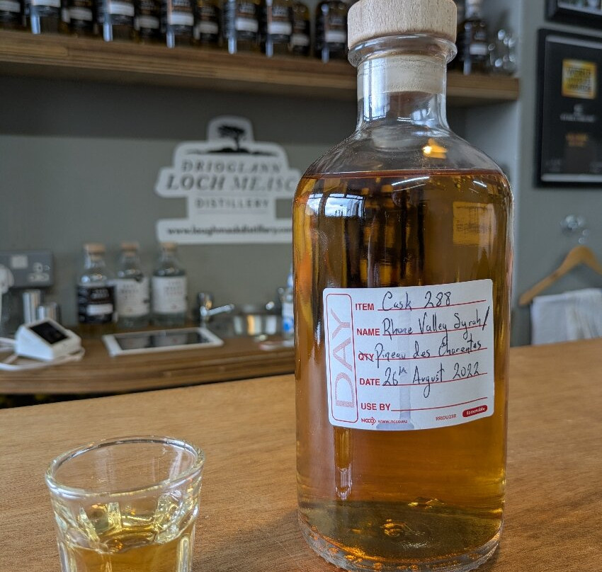 Loch Measc Distillery-Tourmakeady必去景点