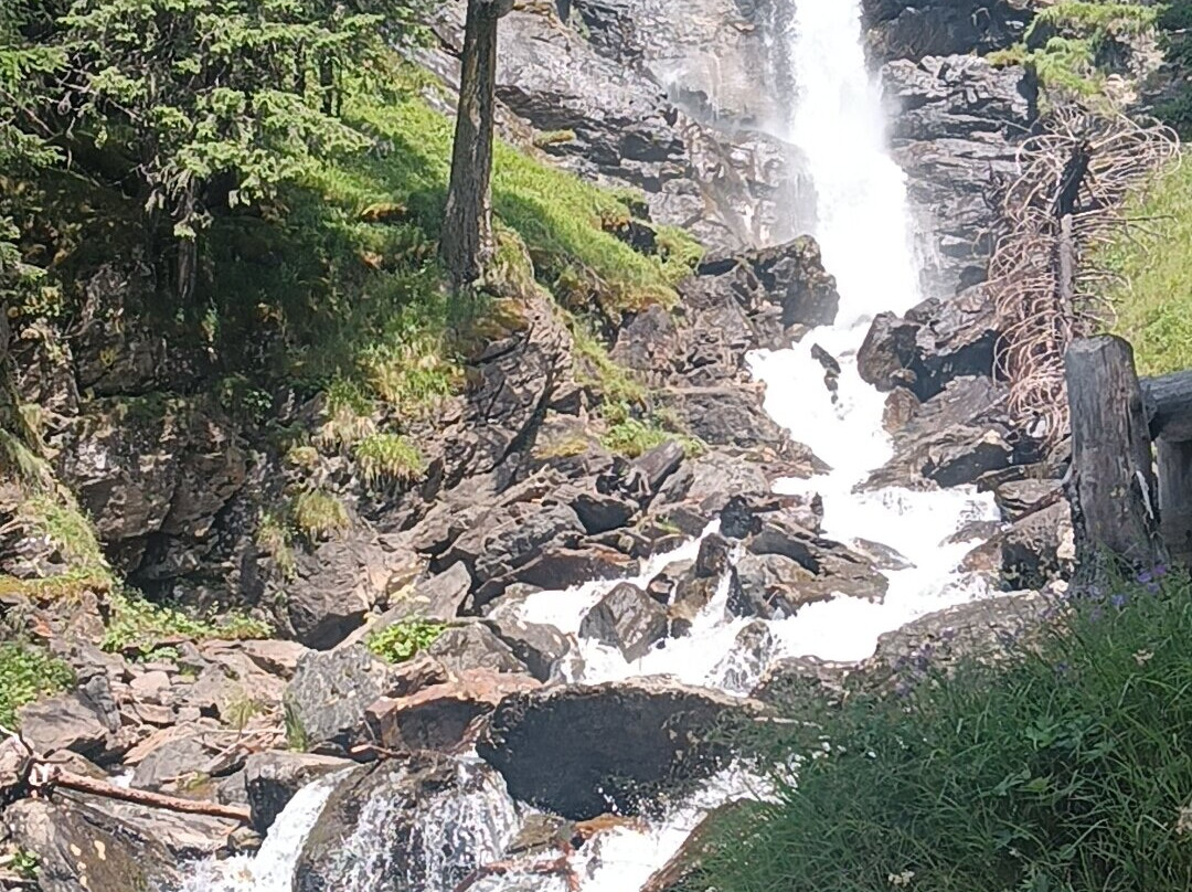 Cascate di Saent-Rabbi必去景点