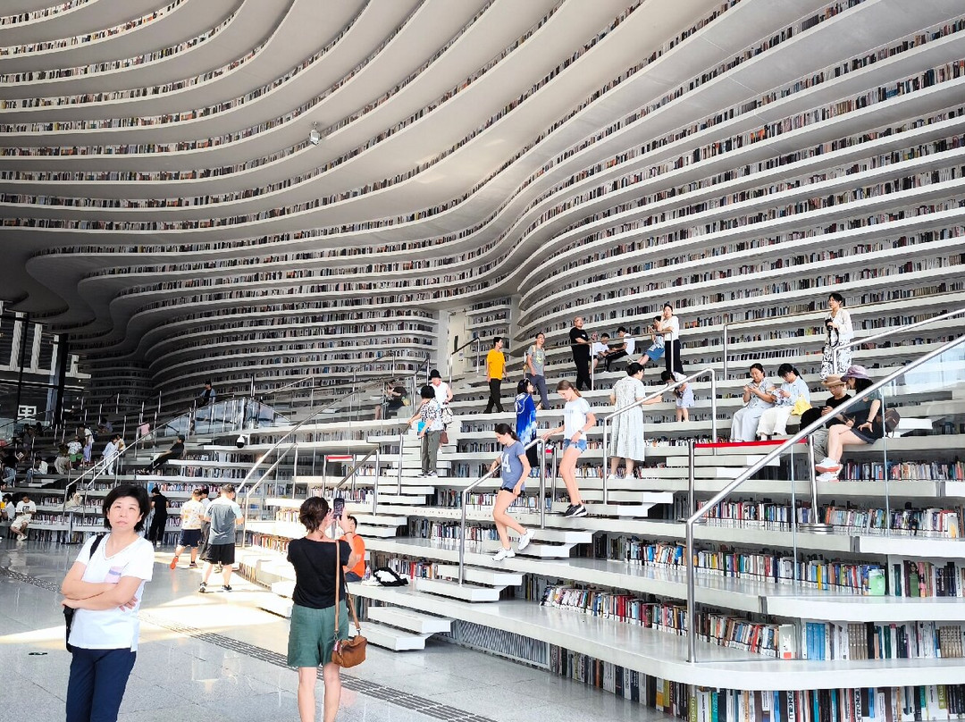 滨海图书馆-天津市必去景点