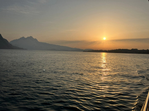 Lake Lucerne Navigation-卢塞恩必去景点