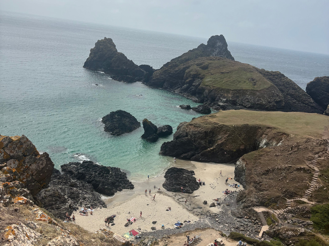 Kynance Cove from Lizard Green Walk-Lizard必去景点