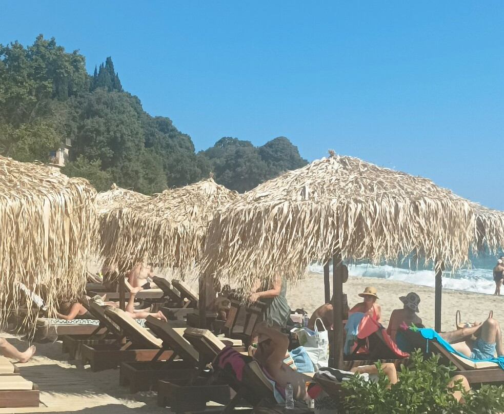 Paralía Ágioi Saránta-Zagora必去景点