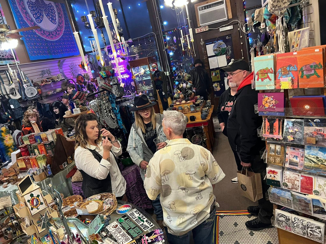 Granny's Place & ApotheCarrie-尤里卡斯普林斯必去景点