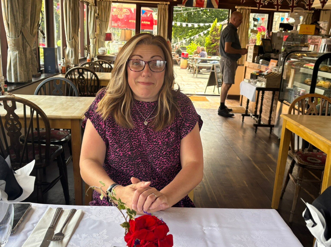 Hope Tearooms/granny Mays Tea Rooms