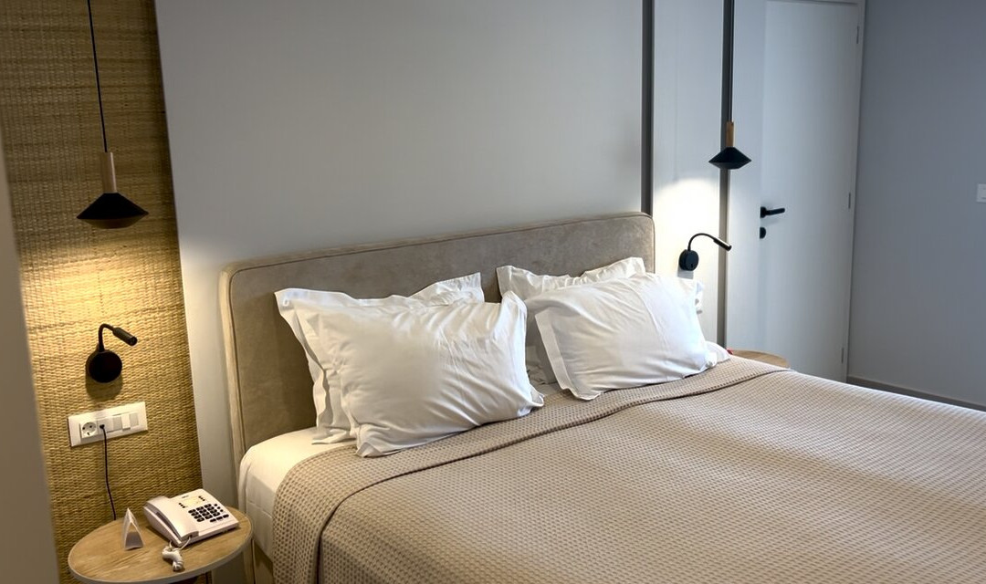 伊斯佐恩海湾酒店主图