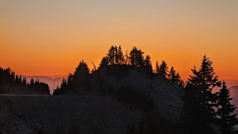 Eagle Crater Lake Inn主图