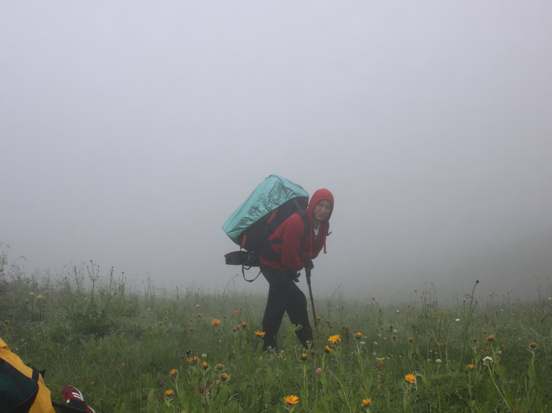 Udziro Bottomless Lake-Shovi必去景点