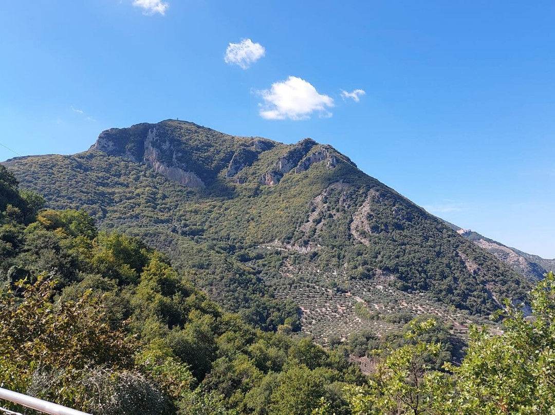 Convento Frati Minori Cappuccini-Vietri di Potenza必去景点
