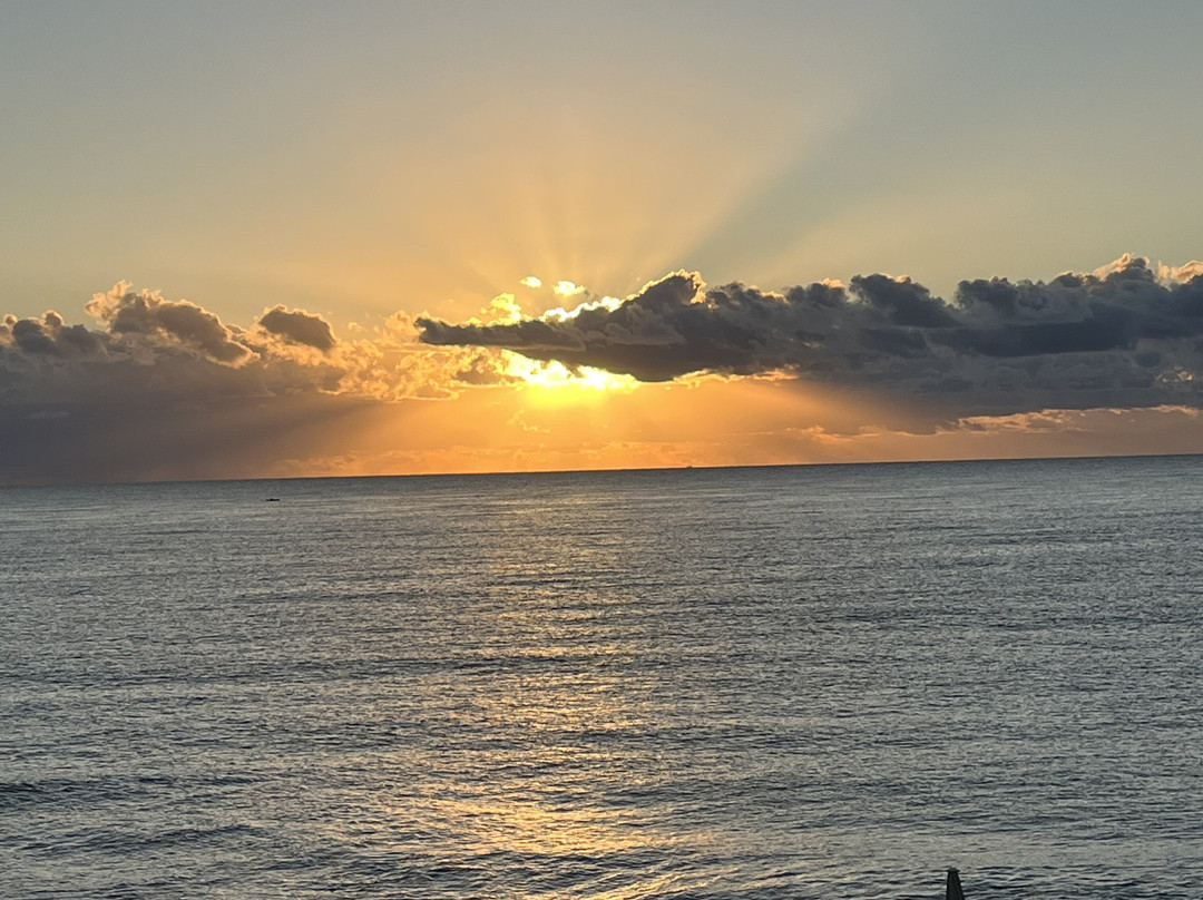 阿托隆酒店主图