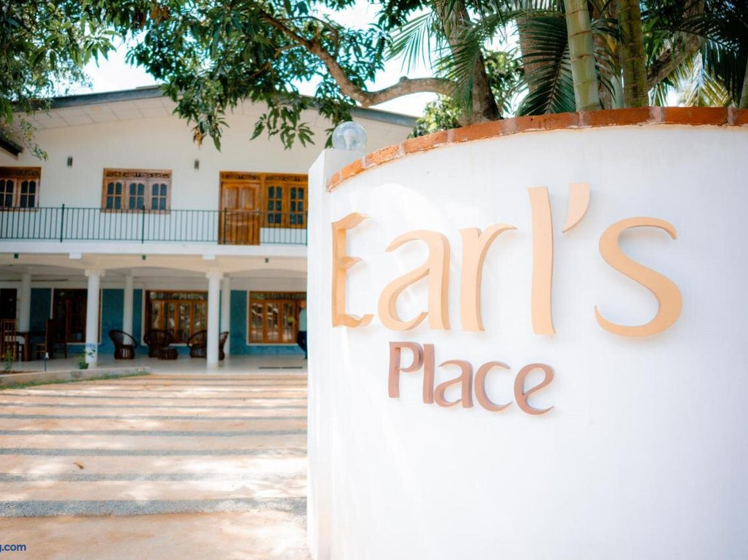 Earl's Place Tourist Resort