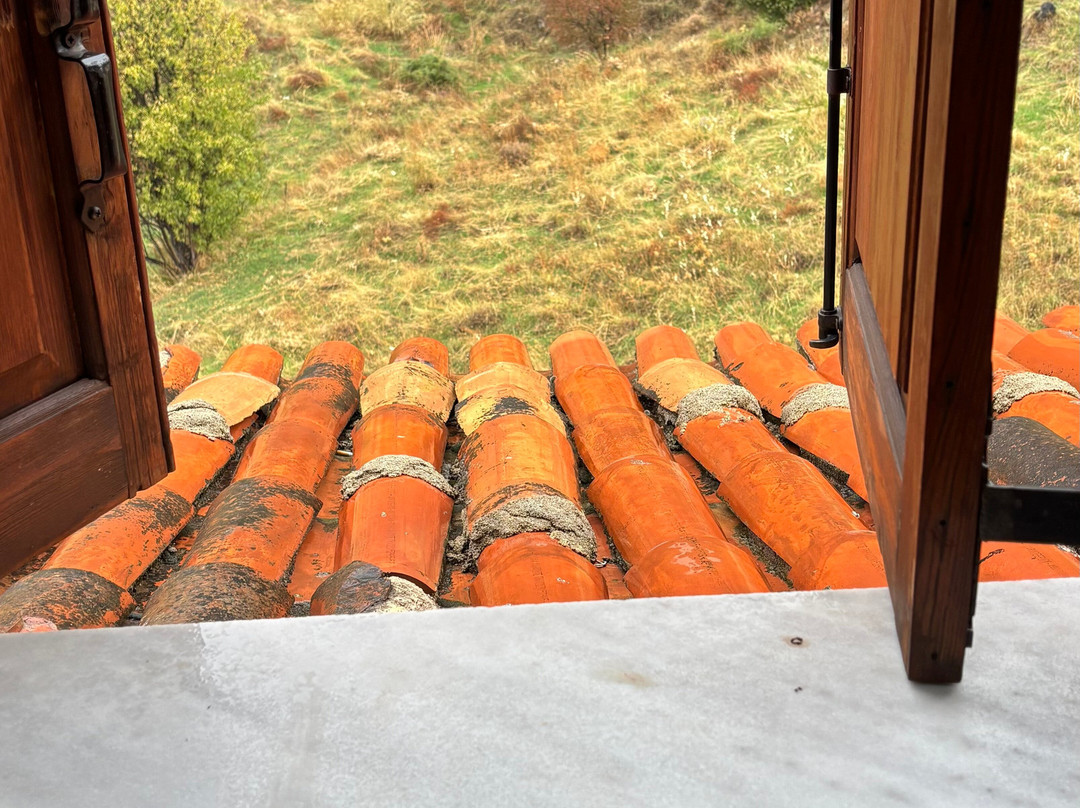 King Iniohos Hotel主图