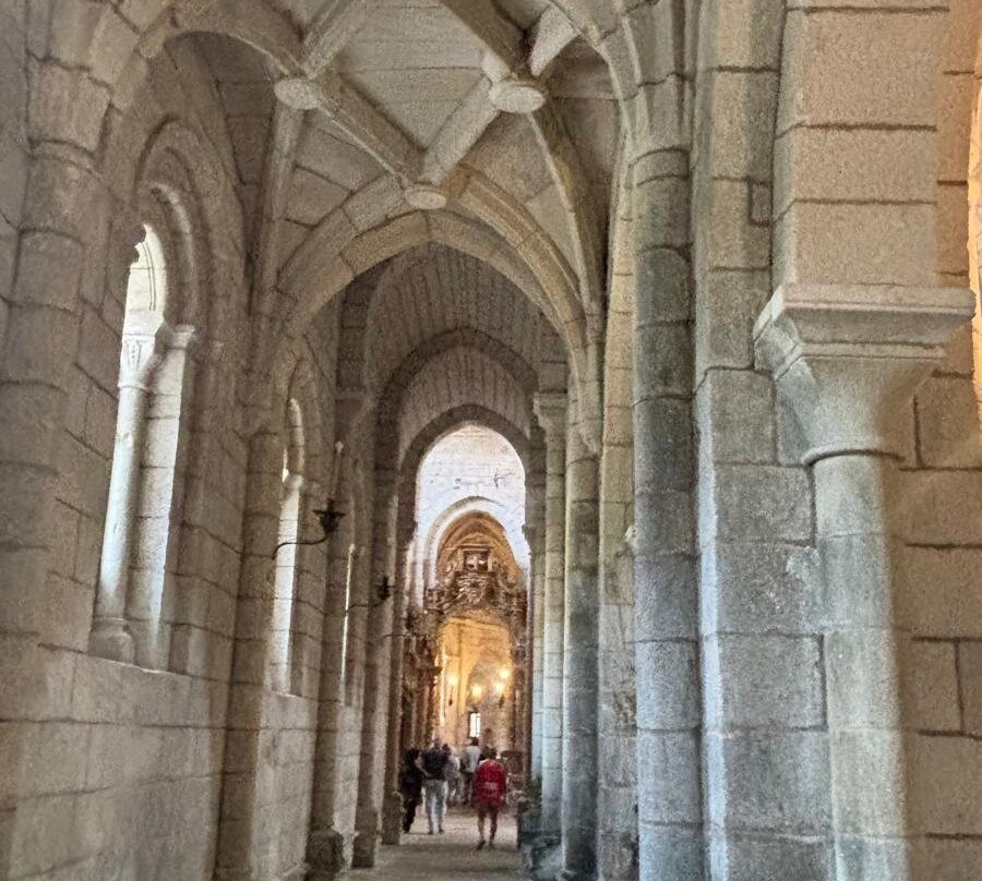 Monasterio de Oseira-San Cristovo de Cea必去景点