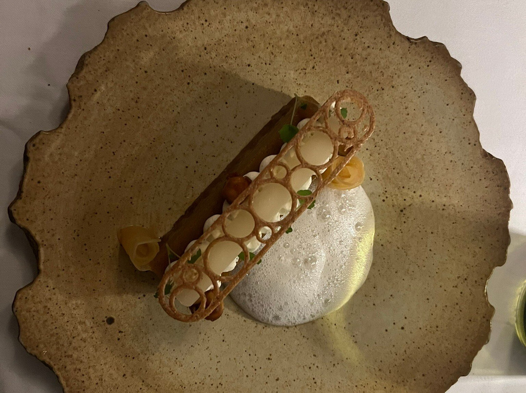 Brindos, Lac & Château主图