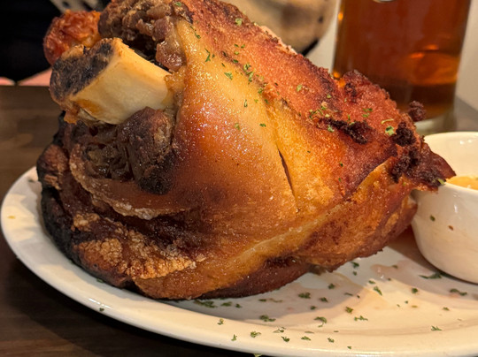 Helen & Back Food Tours-海伦必去景点