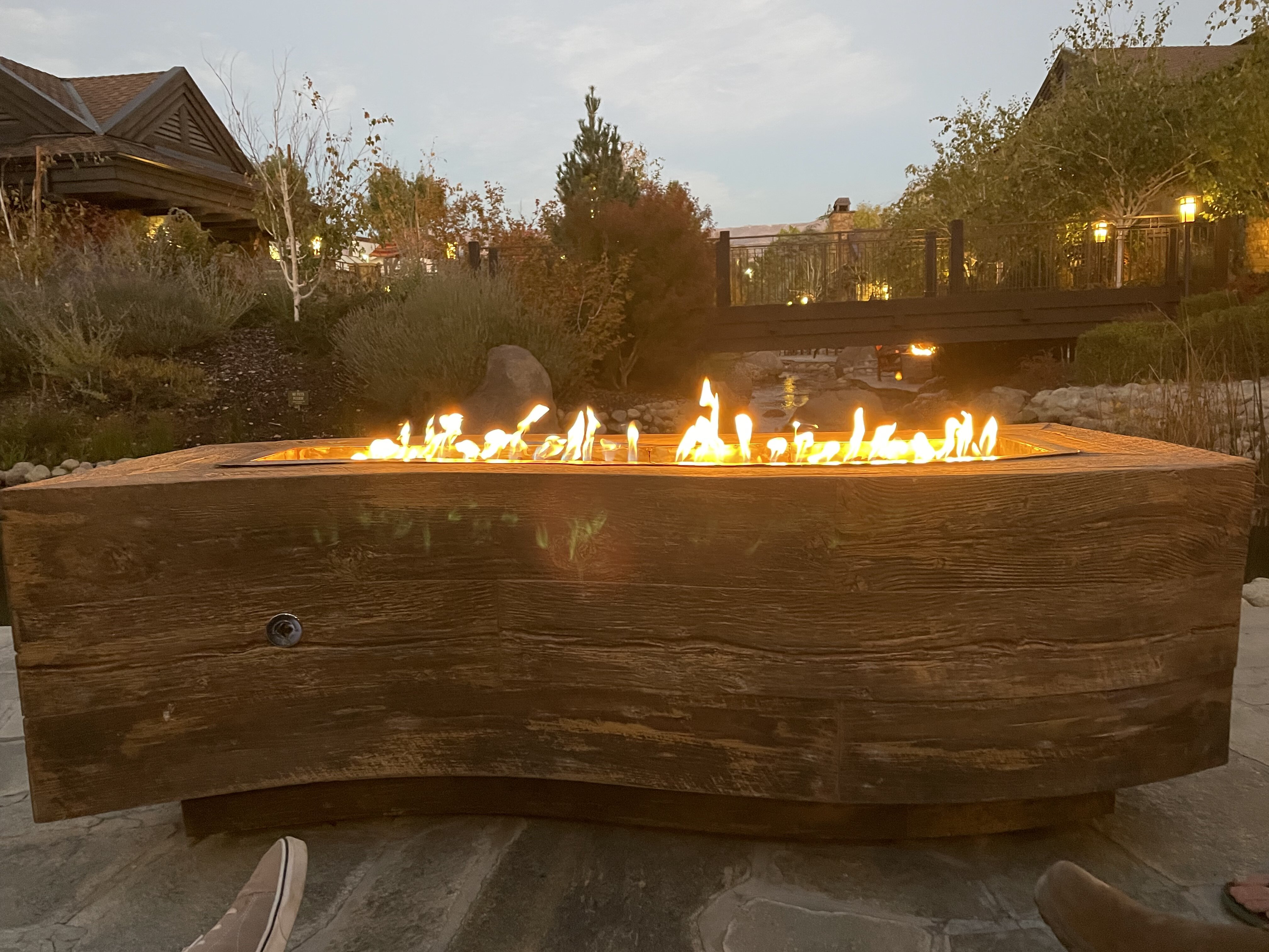 毕晓普湖边旅馆-官方