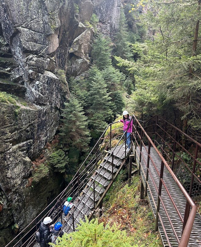 Wodospad Kamieńczyka-斯克拉斯卡波伦巴必去景点