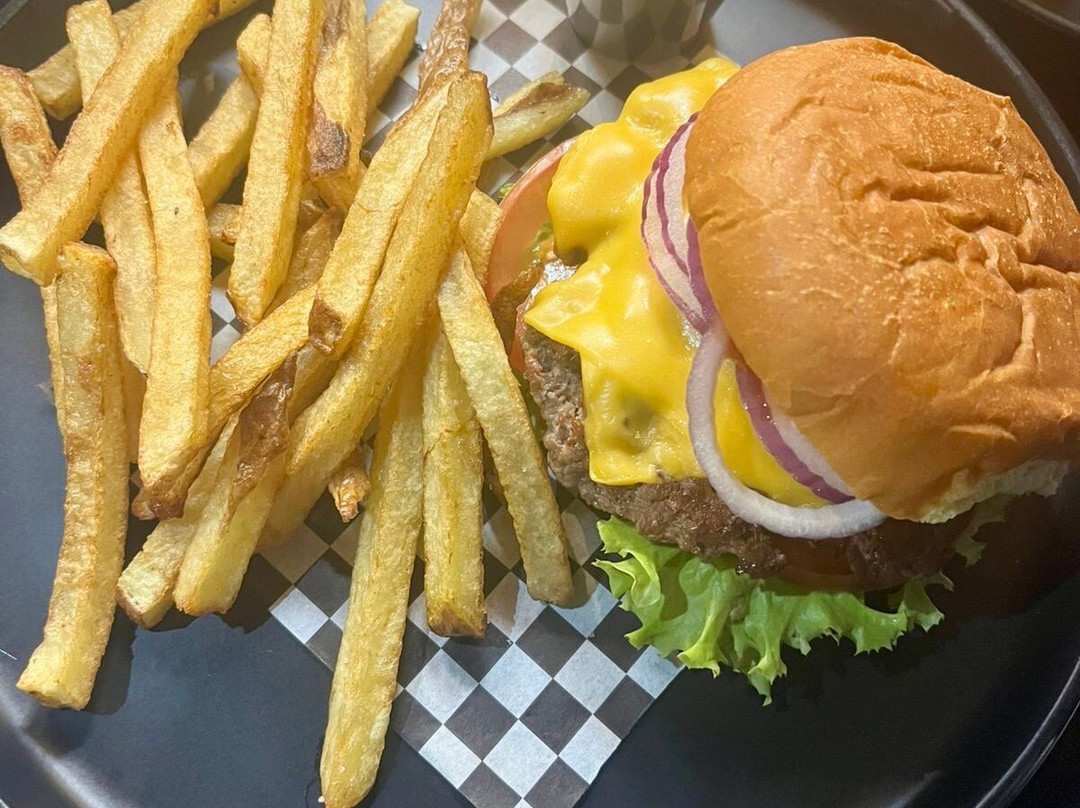 043 Sandwich & Burger